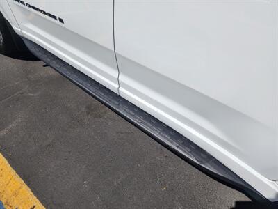 2023 Jeep Grand Cherokee L Summit Reserve   - Photo 11 - Fountain Hills, AZ 85268