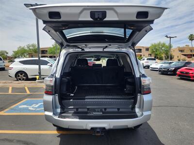 2021 Toyota 4Runner SR5   - Photo 12 - Fountain Hills, AZ 85268