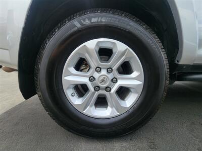2021 Toyota 4Runner SR5   - Photo 20 - Fountain Hills, AZ 85268
