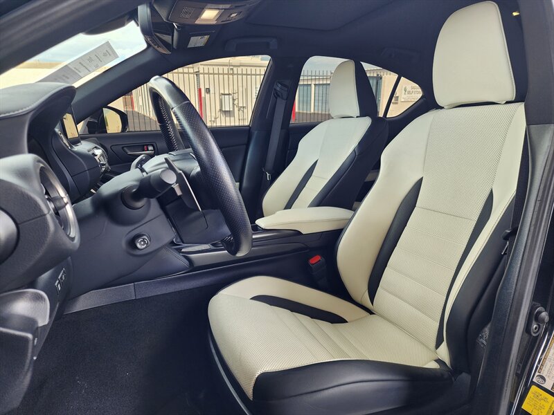 2022 Lexus IS 350 F SPORT - Photo 25 - Fountain Hills, AZ 85268