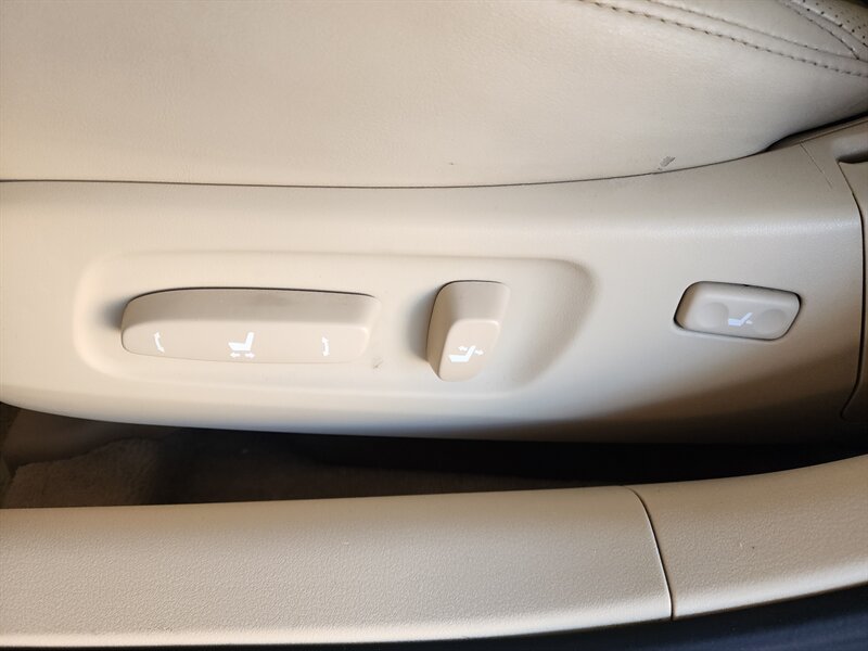 2011 Lexus ES 350 - Photo 23 - Fountain Hills, AZ 85268