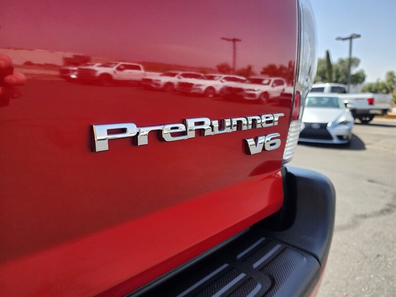 2015 Toyota Tacoma PreRunner V6 - Photo 13 - Fountain Hills, AZ 85268