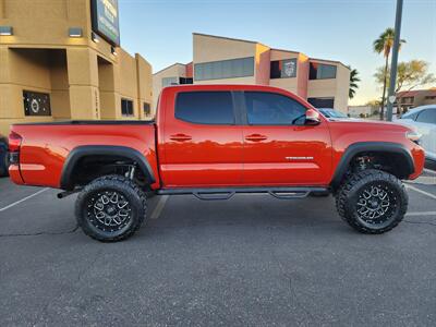 2018 Toyota Tacoma TRD Off-Road Premium   - Photo 2 - Fountain Hills, AZ 85268