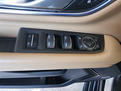 2022 Chevrolet Tahoe Premier   - Photo 24 - Fountain Hills, AZ 85268