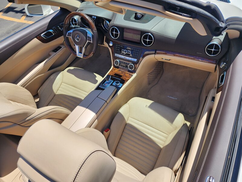 2013 Mercedes-Benz SL550 - Photo 26 - Fountain Hills, AZ 85268