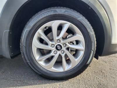 2017 Hyundai Tucson SE - Photo 19 - Fountain Hills, AZ 85268