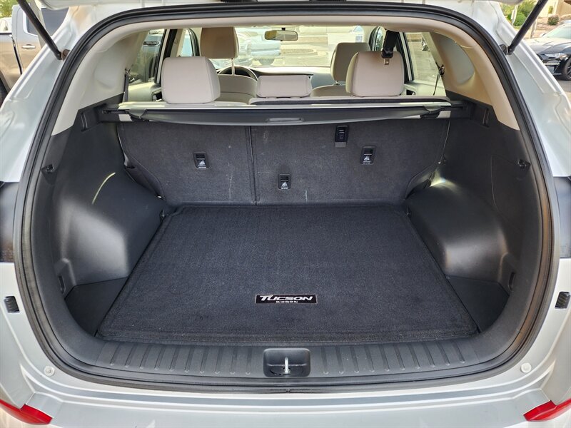 2017 Hyundai Tucson SE - Photo 15 - Fountain Hills, AZ 85268