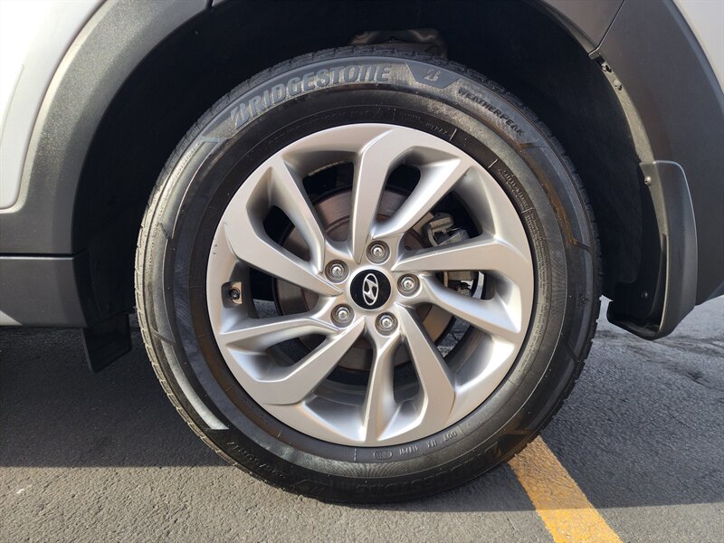 2017 Hyundai Tucson SE - Photo 17 - Fountain Hills, AZ 85268