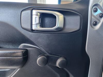 2020 Jeep Wrangler Unlimited Sport   - Photo 25 - Fountain Hills, AZ 85268