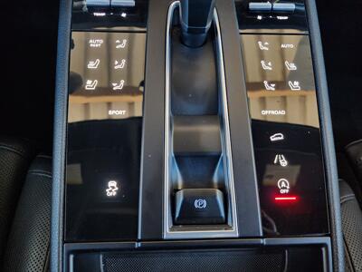 2022 Porsche Macan   - Photo 50 - Fountain Hills, AZ 85268