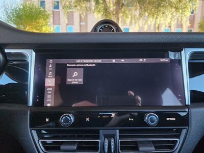 2022 Porsche Macan   - Photo 45 - Fountain Hills, AZ 85268