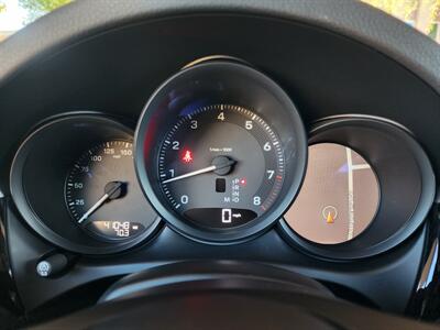 2022 Porsche Macan   - Photo 30 - Fountain Hills, AZ 85268