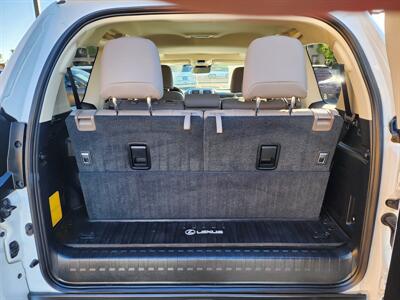 2021 Lexus GX 460 Premium   - Photo 16 - Fountain Hills, AZ 85268