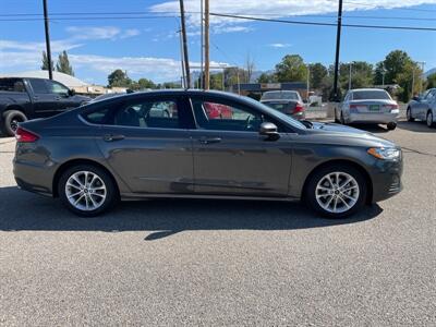 2020 Ford Fusion SE   - Photo 2 - Clearfield, UT 84015