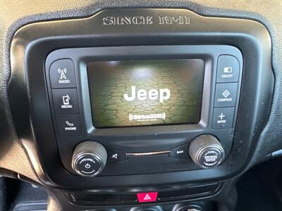 2015 Jeep Renegade Latitude   - Photo 24 - Clearfield, UT 84015