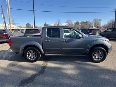 2019 Nissan Frontier SL   - Photo 2 - Clearfield, UT 84015