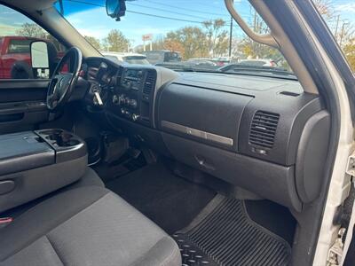 2011 GMC Sierra 3500 SLE   - Photo 12 - Clearfield, UT 84015