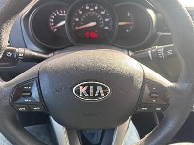 2013 Kia Rio LX   - Photo 23 - Clearfield, UT 84015