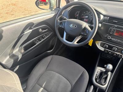 2013 Kia Rio LX   - Photo 12 - Clearfield, UT 84015