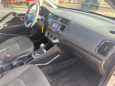 2013 Kia Rio LX   - Photo 10 - Clearfield, UT 84015