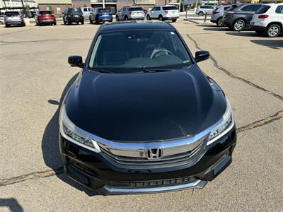 2016 Honda Accord Touring   - Photo 8 - Clearfield, UT 84015