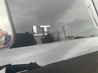 2015 Chevrolet Suburban LT 1500   - Photo 10 - Clearfield, UT 84015