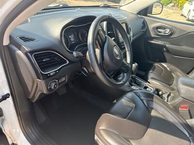 2019 Jeep Cherokee Latitude Plus   - Photo 22 - Clearfield, UT 84015