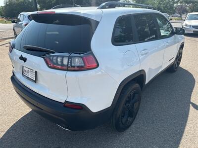 2019 Jeep Cherokee Latitude Plus   - Photo 3 - Clearfield, UT 84015