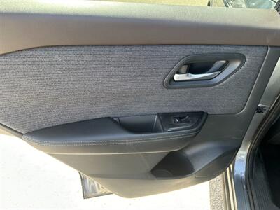 2021 Nissan Rogue SV   - Photo 22 - Clearfield, UT 84015