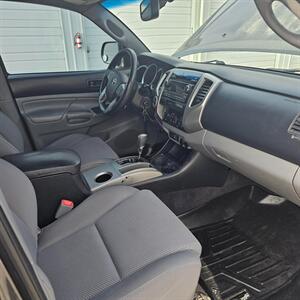 2012 Toyota Tacoma V6   - Photo 16 - West Haven, UT 84401