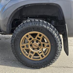 2012 Toyota Tacoma V6   - Photo 21 - West Haven, UT 84401