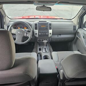 2010 Nissan Frontier SE V6   - Photo 9 - West Haven, UT 84401