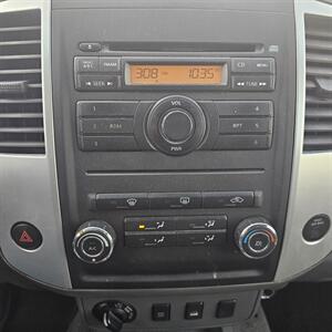 2010 Nissan Frontier SE V6   - Photo 15 - West Haven, UT 84401