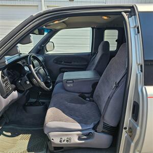 2001 Dodge Ram 2500 SLT Plus   - Photo 18 - West Haven, UT 84401