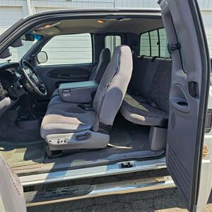 2001 Dodge Ram 2500 SLT Plus   - Photo 17 - West Haven, UT 84401