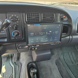 2001 Dodge Ram 2500 SLT Plus   - Photo 27 - West Haven, UT 84401