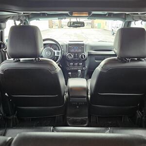 2018 Jeep Wrangler JK Unlimited Freedom Edition   - Photo 13 - West Haven, UT 84401