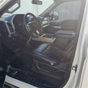 2020 Ford F-250 Lariat   - Photo 11 - West Haven, UT 84401