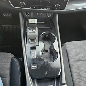 2021 Nissan Rogue SV   - Photo 12 - West Haven, UT 84401