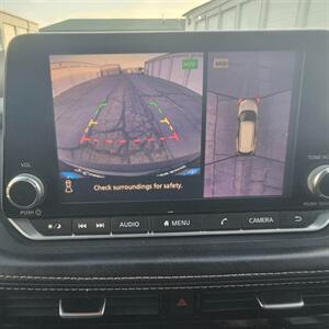 2021 Nissan Rogue SV   - Photo 16 - West Haven, UT 84401