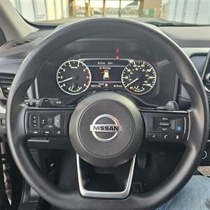 2021 Nissan Rogue SV   - Photo 10 - West Haven, UT 84401