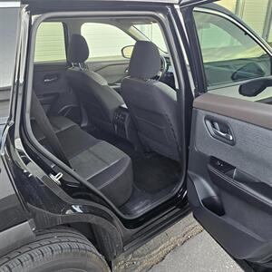 2021 Nissan Rogue SV   - Photo 13 - West Haven, UT 84401