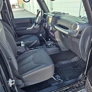 2016 Jeep Wrangler Sahara   - Photo 12 - West Haven, UT 84401