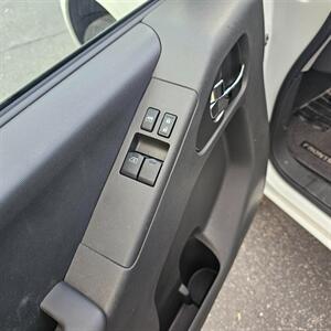 2019 Nissan Frontier SV V6   - Photo 19 - West Haven, UT 84401