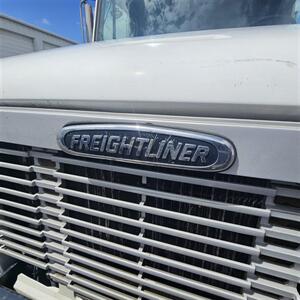 2003 Freightliner Dump Truck F70   - Photo 34 - West Haven, UT 84401