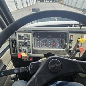 2003 Freightliner Dump Truck F70   - Photo 22 - West Haven, UT 84401