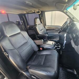 2006 Ford F-350 Super Duty Lariat   - Photo 10 - West Haven, UT 84401