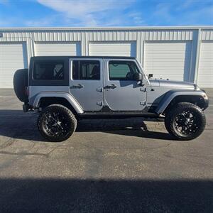 2013 Jeep Wrangler Unlimited Sahara   - Photo 2 - West Haven, UT 84401