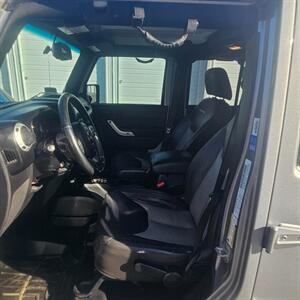 2013 Jeep Wrangler Unlimited Sahara   - Photo 14 - West Haven, UT 84401