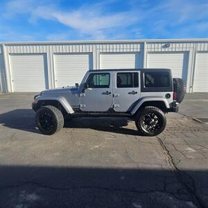 2013 Jeep Wrangler Unlimited Sahara   - Photo 18 - West Haven, UT 84401
